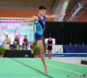 app f ph simone ferraro sfa07821 copia